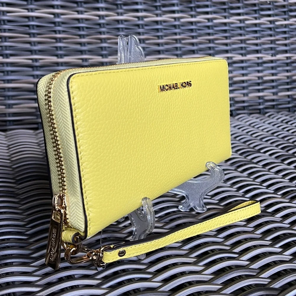 Michael Kors Jet Set Travel Large Travel CONTINENTAL  Sunshine